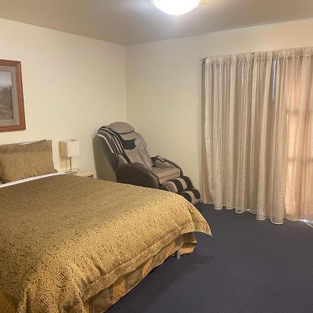 Abbots Hamilton - Hotel And Conference Centre Esterno foto