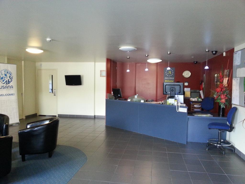 Abbots Hamilton - Hotel And Conference Centre Esterno foto